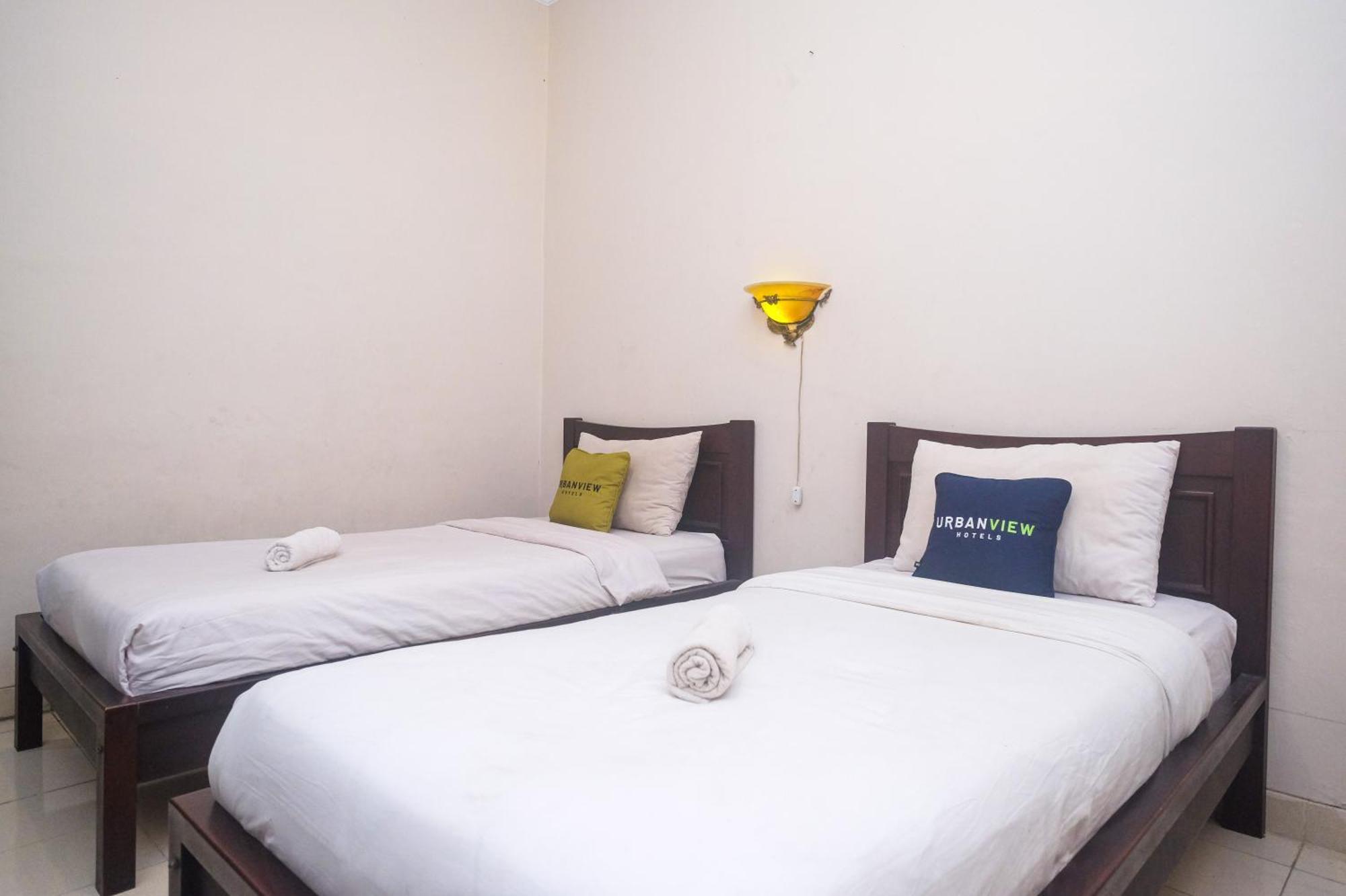 โอโย 902 โฮเต็ล ปนดก อังกุน Hotel Maguwo ภายนอก รูปภาพ
